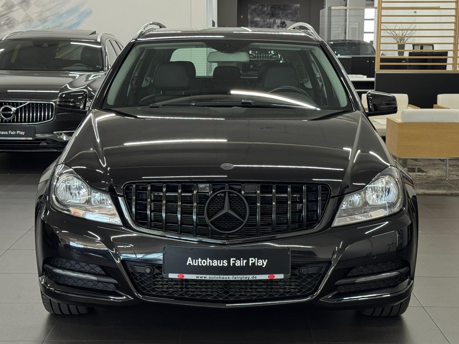 Mercedes-Benz C 180 T-Modell Avantg. NAVI/U-FREI/MB SERVICE!