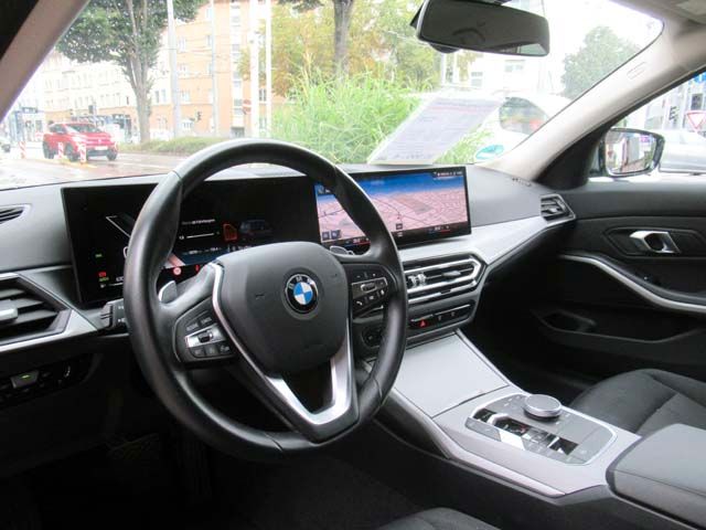 BMW 320d Touring xDrive Aut Navi/curved/SHZ/PDC foto 5