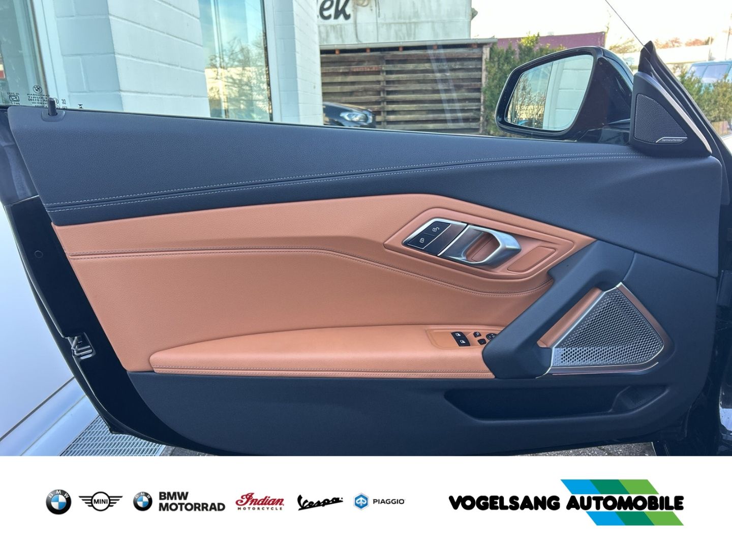 Fahrzeugabbildung BMW Z4 sDrive20i,M Sport,HeadUp,Rückfahrk.,H&KSound,