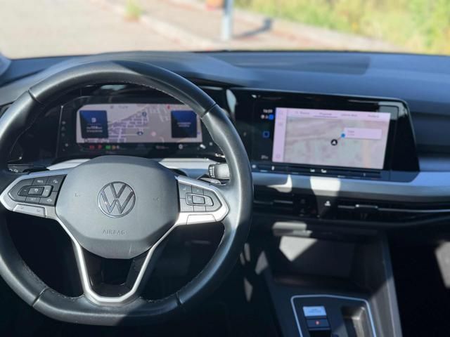 Volkswagen VOLKSWAGEN Golf 1.0 eTSI EVO DSG Life imagem 3