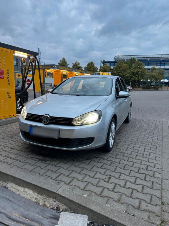 Image of Volkswagen Golf