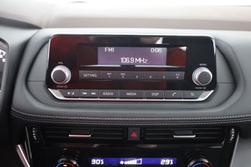 Nissan X-Trail - 11