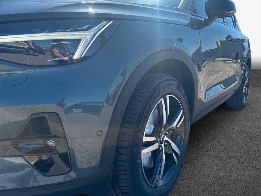 Volvo XC40 B3 B DKG Plus Dark 120 kW, 5-türig