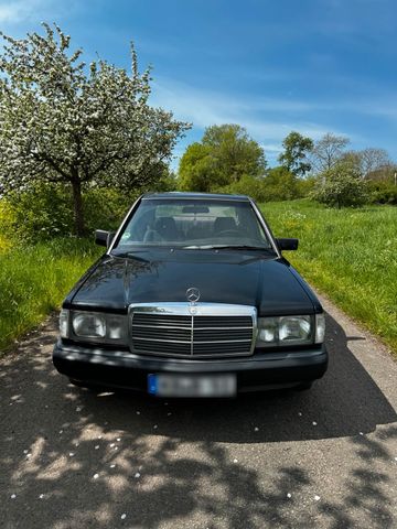 Mercedes-Benz Mercedes 190e