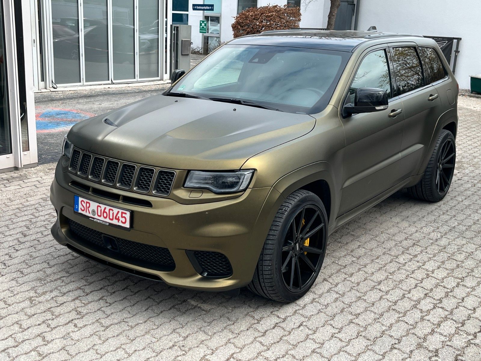 Fahrzeugabbildung Jeep Grand Cherokee 6.2 V8 Trackhawk LPG StHzg