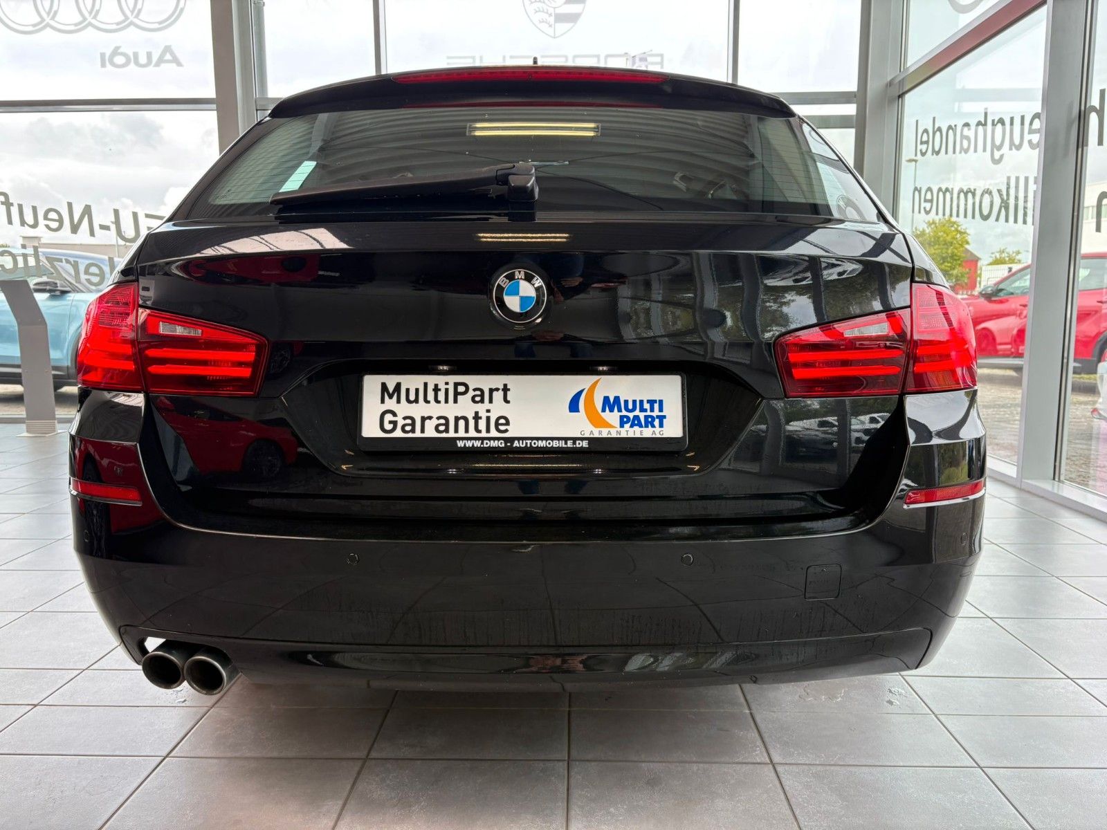 Fahrzeugabbildung BMW 518d Touring/E-Sitze/Navi/PDC/Xenon