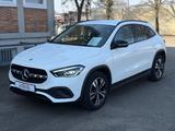 Mercedes-Benz GLA 180 Progressive Business LED Night-Paket LED - Mercedes-Benz GLA-Class: Limousine