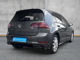 Volkswagen Golf VII 1.5 TSI DSG R-Line LED NAVI SHZ ACC - gebrauchte Limousinen in Halle