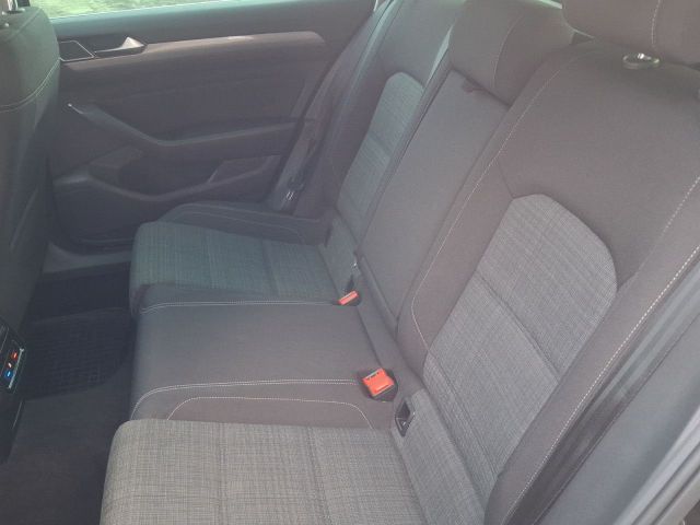 Passat Variant 1.5 TSI Business Bluetooth Navi