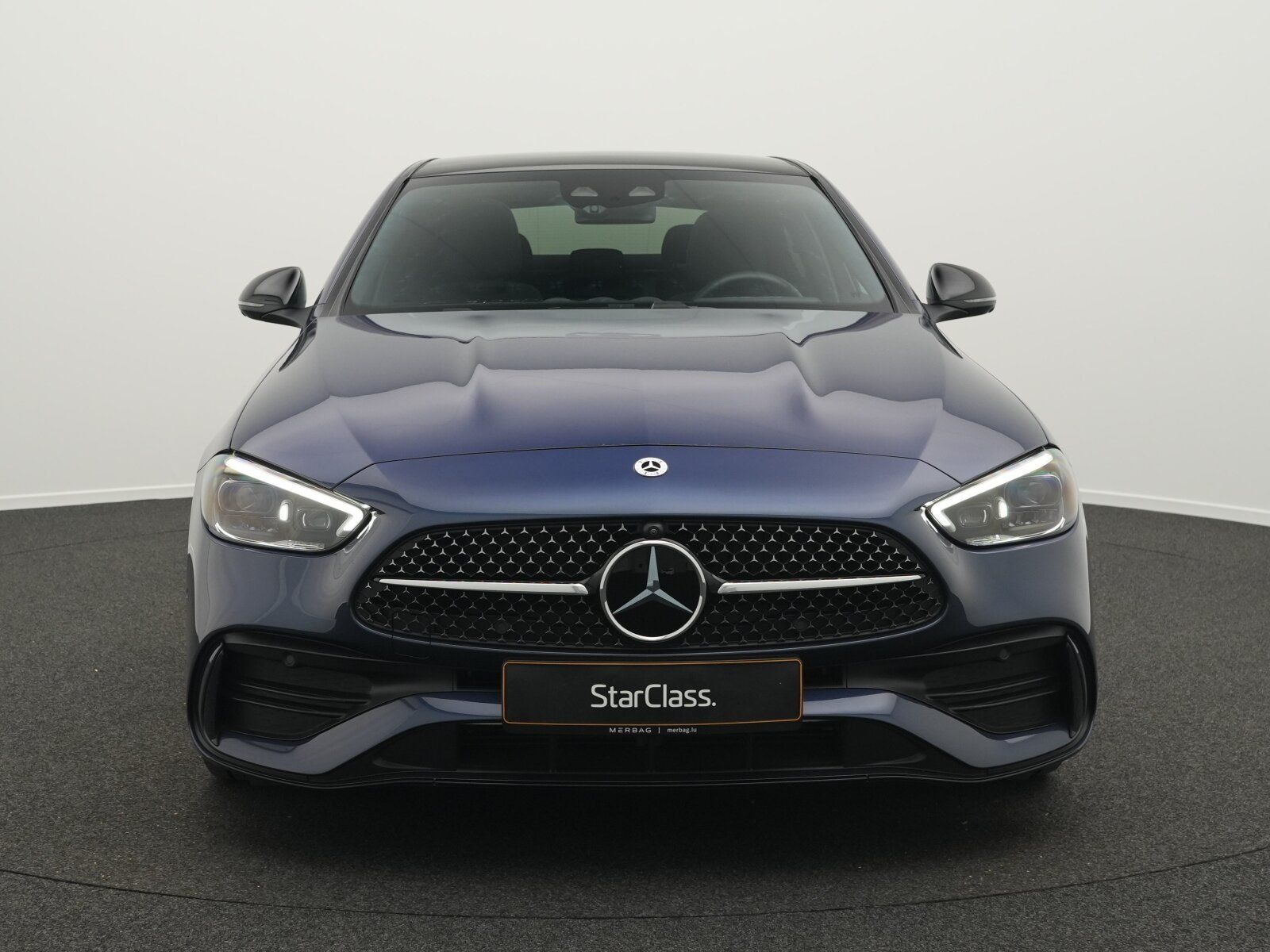 Mercedes-Benz C 220 d AMG-Line Premium Plus imagem 2