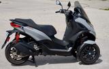 Piaggio mp3 300 - PIAGGIO MP3 300