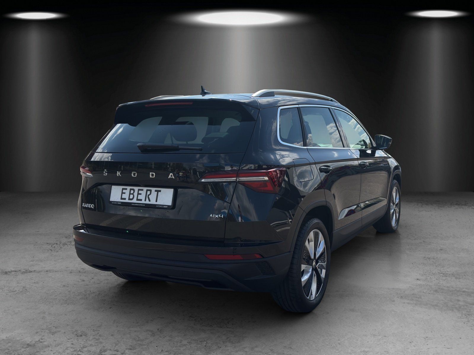 Fahrzeugabbildung SKODA Karoq Style 2,0 TDI 110 kW DSG 4x4