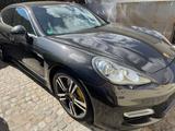 Porsche Panamera Turbo TurboWLS 540 - graue Porsche Panamera