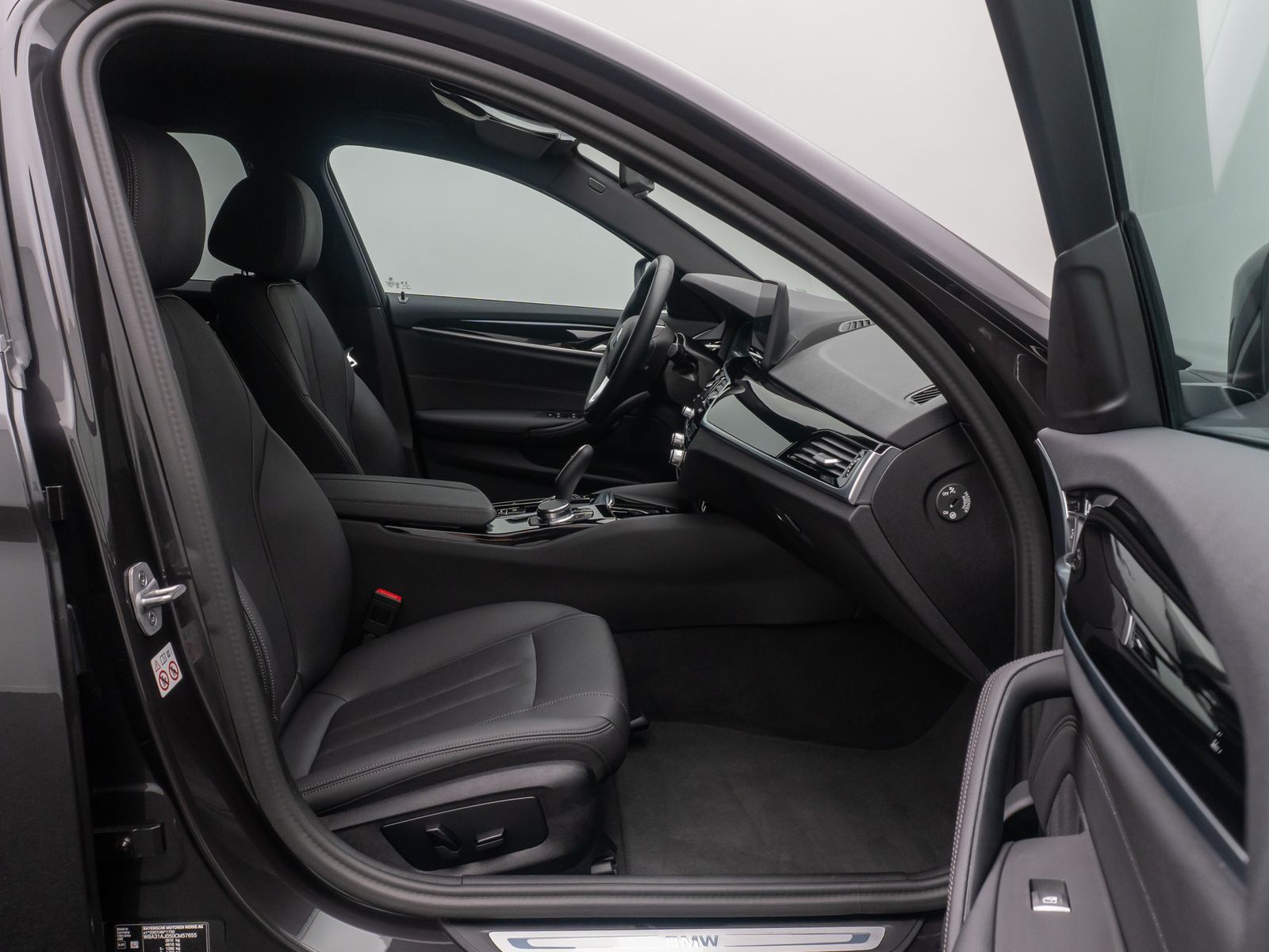 Fahrzeugabbildung BMW 530d xD ACC Alarm DAB Kamera 4xKlima Leder Sport