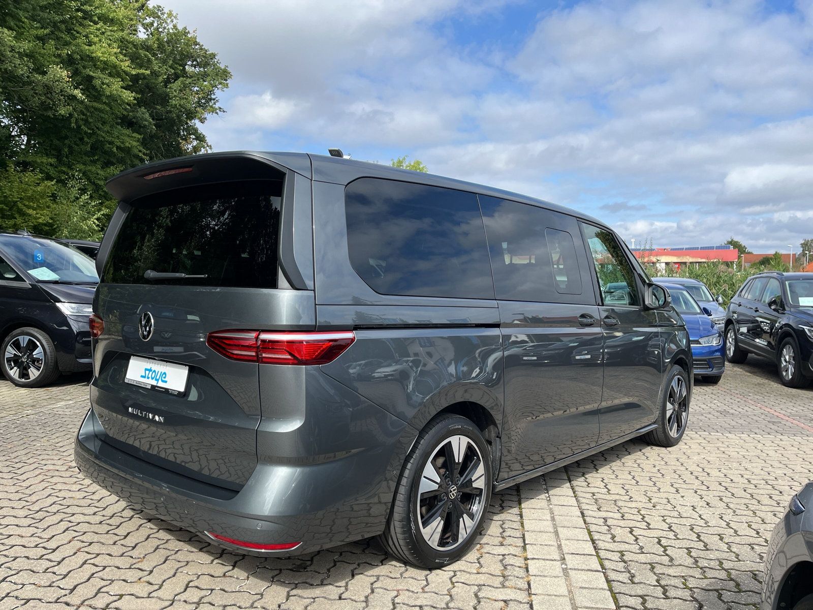 T7 Multivan Life lang TDi DSG 7S Navi Marix AZV