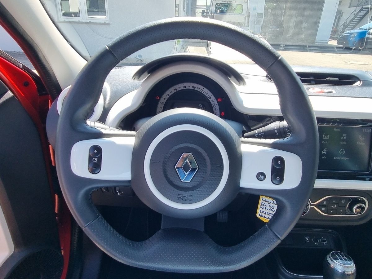 Fahrzeugabbildung Renault Twingo INTENS SCe 65