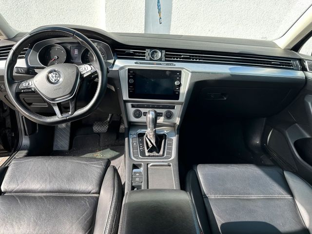 VW Passat Variant