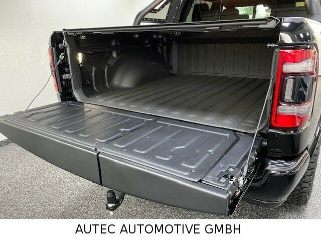 Fahrzeugabbildung Dodge LARAMIE SPORT NIGHT ED-OFF ROAD-TAILGATE-12