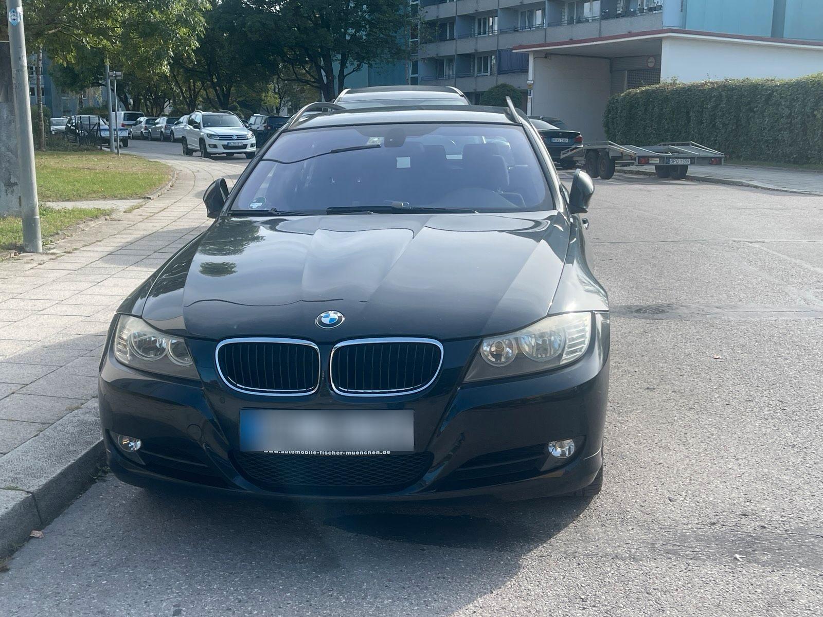 BMW 318 2009 — photo 5