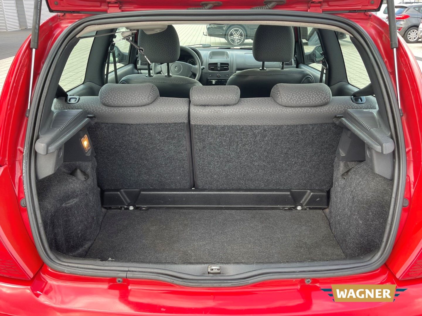 Fahrzeugabbildung Renault Clio II Campus Je t aime 1.2 HU/AU NEU