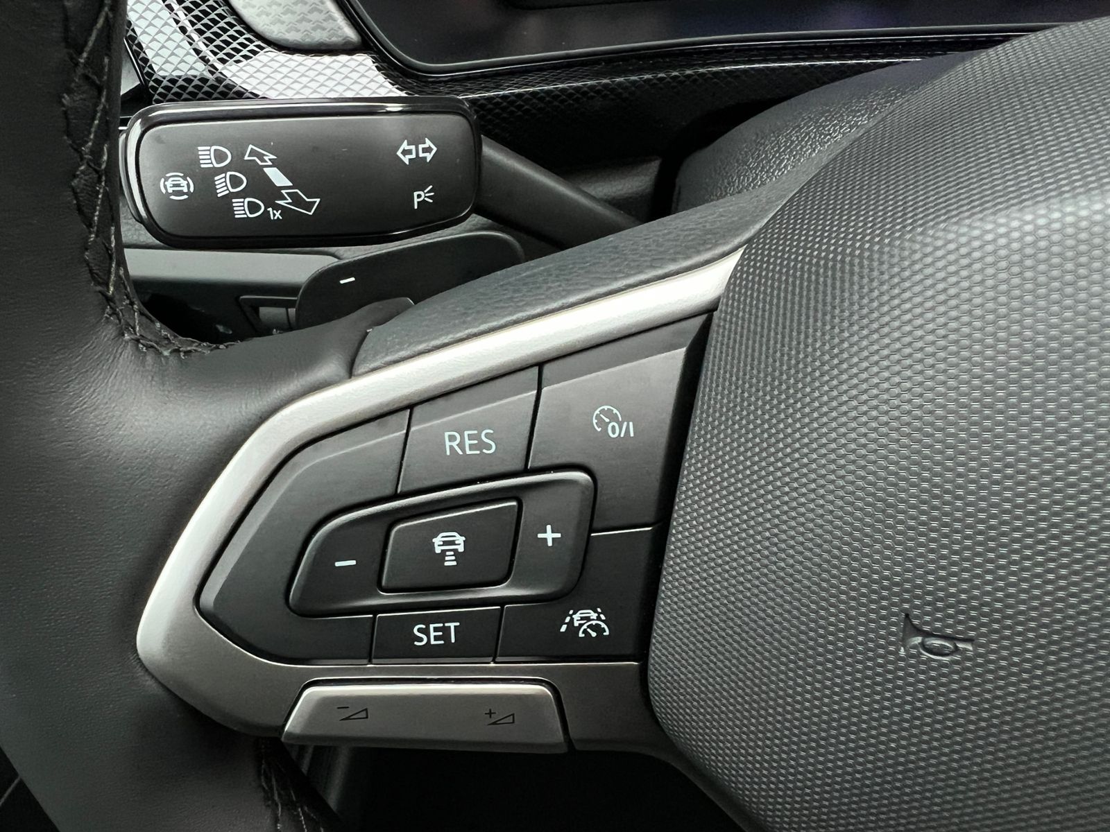 Fahrzeugabbildung Volkswagen T-Cross Life 1.0 TSI DSG *LED, ACC, Klima, Ready