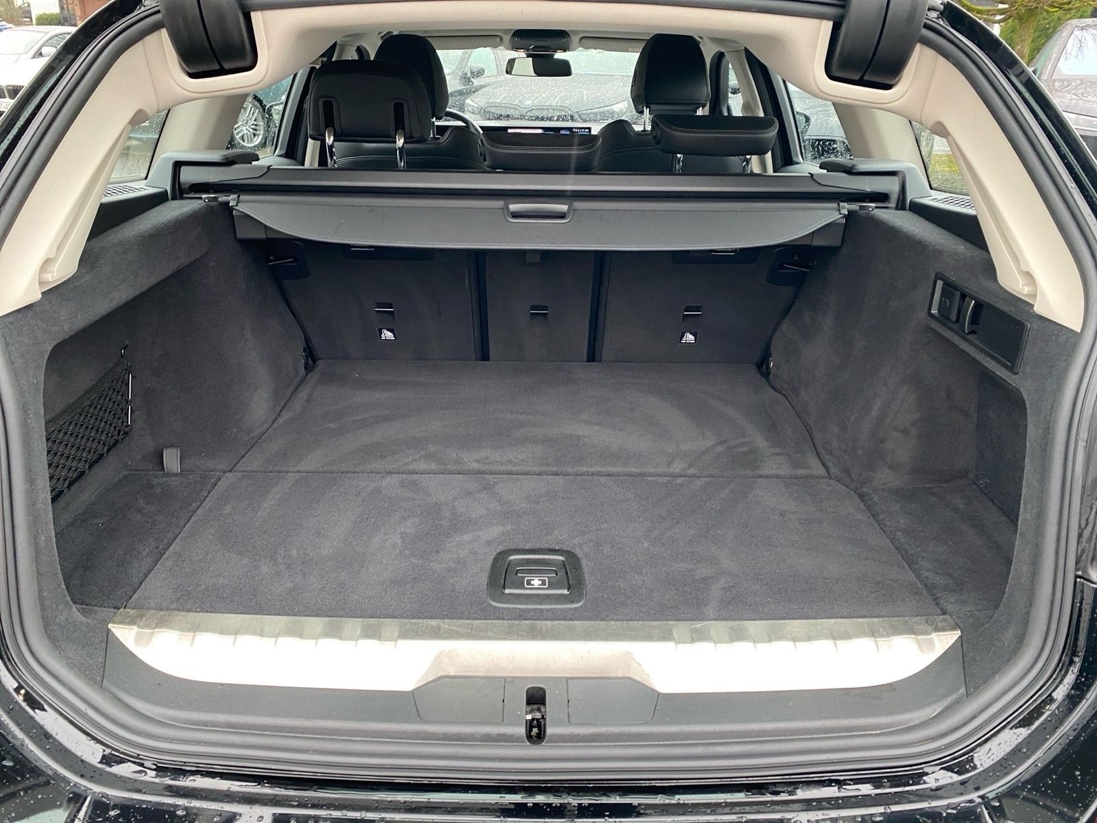 BMW 330e Touring, ab 299,- € mtl. Rate foto 12