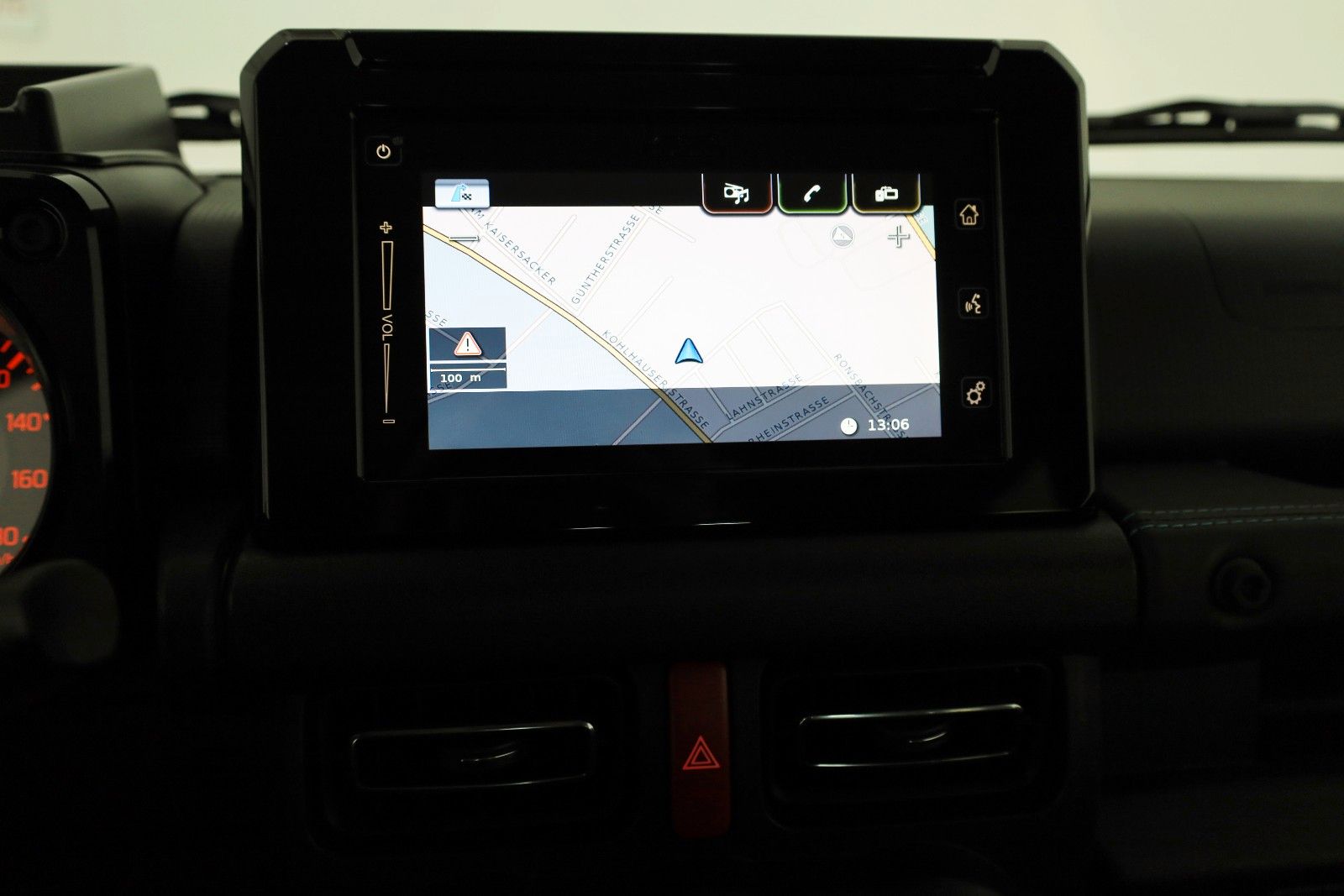Fahrzeugabbildung Suzuki Jimny Comfort+ AllGrip,4WD,Navi,Kamer,4 Sitze