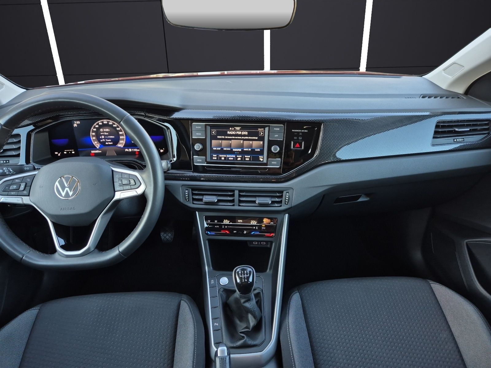 Fahrzeugabbildung Volkswagen Taigo TSI Life LED AID ACC RFK SH LM