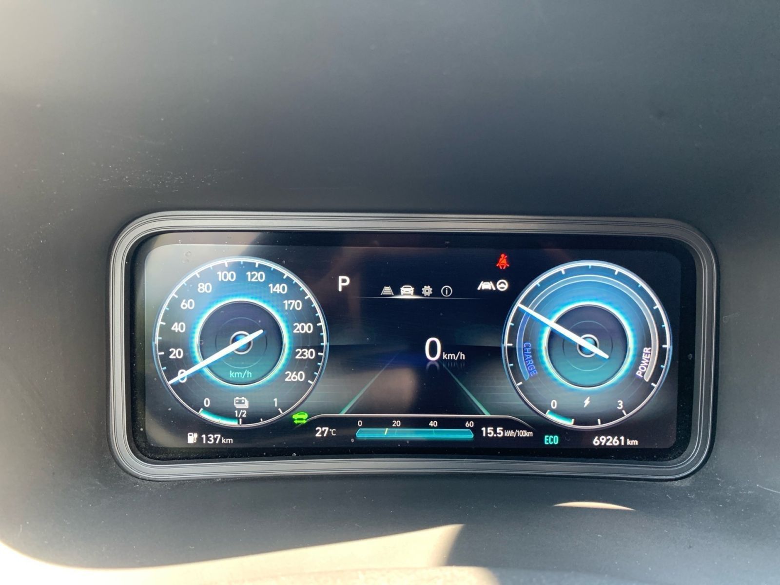Fahrzeugabbildung Hyundai KONA Select Elektro 11 kW OBC Sitzheizung
