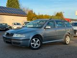 Skoda Octavia Combi 1.6 - Klima - AHK - Skoda Octavia aus 2003: Kombi