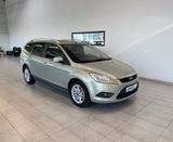 Ford Focus 1,8i Ghia*GSD*AHK*beh.WSS*Klimaauto*PDC* - Ford Focus aus 2008: Kombi