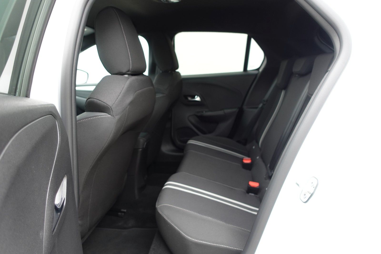 Fahrzeugabbildung Opel Corsa 1.2Turbo GS Allwetter,SHZ,Kamera,PDC,Navi