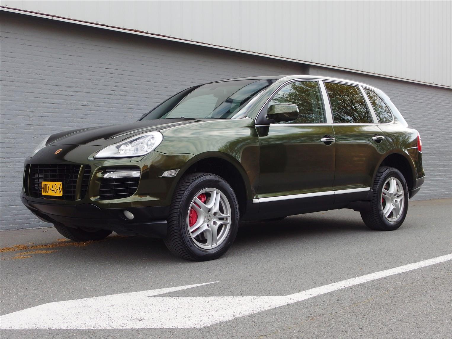Porsche Cayenne Turbo mit geringe Laufleistung