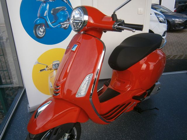 Vespa Primavera 125