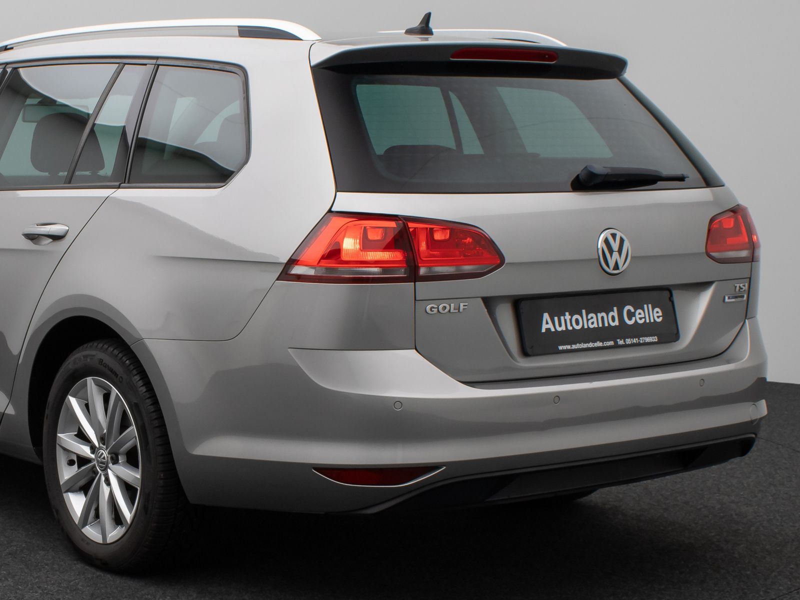 Fahrzeugabbildung Volkswagen Golf VII Variant Lounge BMT Sitzhzg Navi AHK