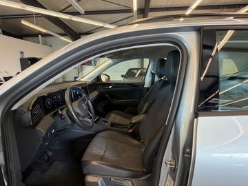 Volkswagen Tiguan - 9