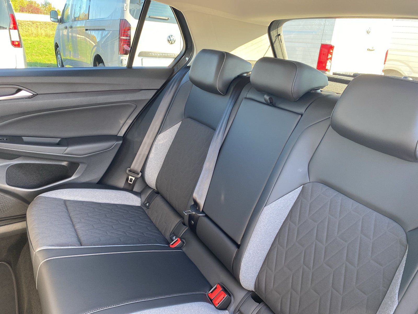 Volkswagen Golf - Bild 13