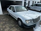 Mercedes-Benz Mercedes Benz w124 300e - Mercedes-Benz 300: W124 300e