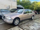 Mercedes-Benz C 200 Elegance Benzin Automatikgetriebe - gebrauchte Mercedes-Benz C 200 aus dem Jahr 1994