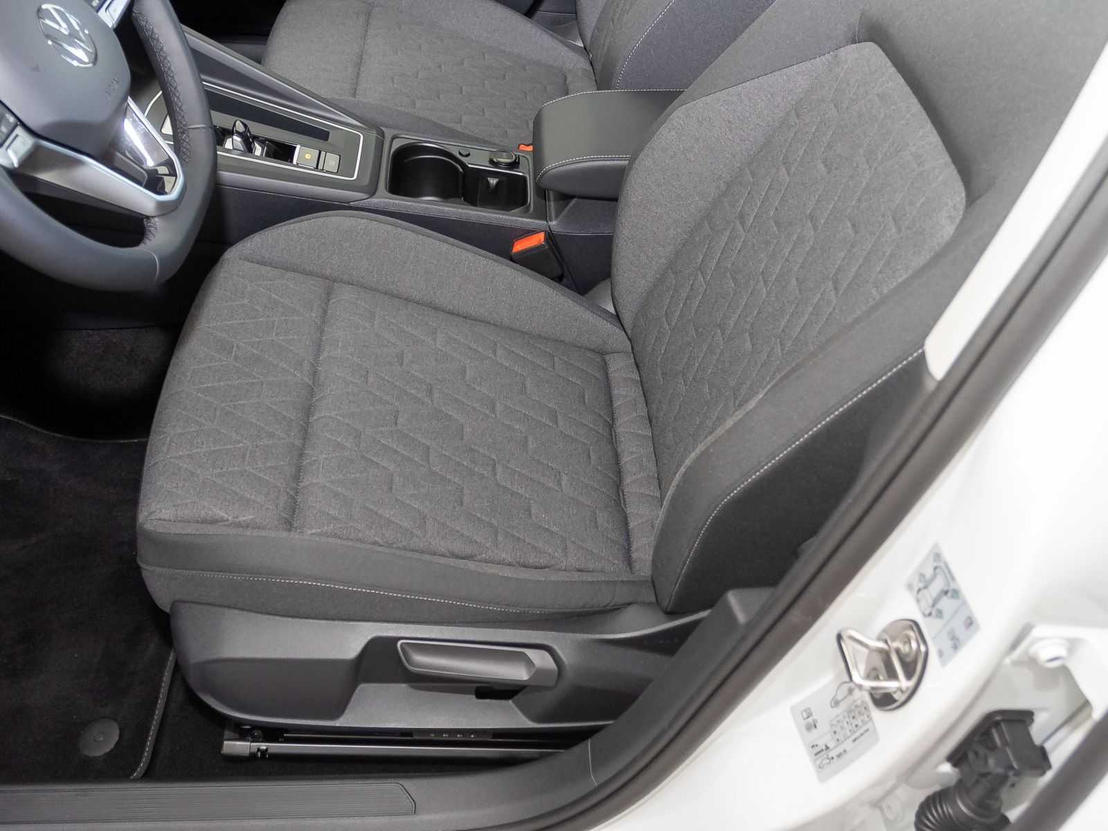 Volkswagen Golf - Bild 12