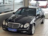 Mercedes-Benz E 220 CDI Avantgarde Aut T-Leder Navi Xenon Sthz - gebrauchte Mercedes-Benz E 220 aus dem Jahr 2008