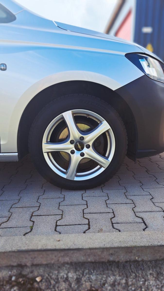 Volkswagen Caddy Maxi 2,0TDI 75kW  Diesel