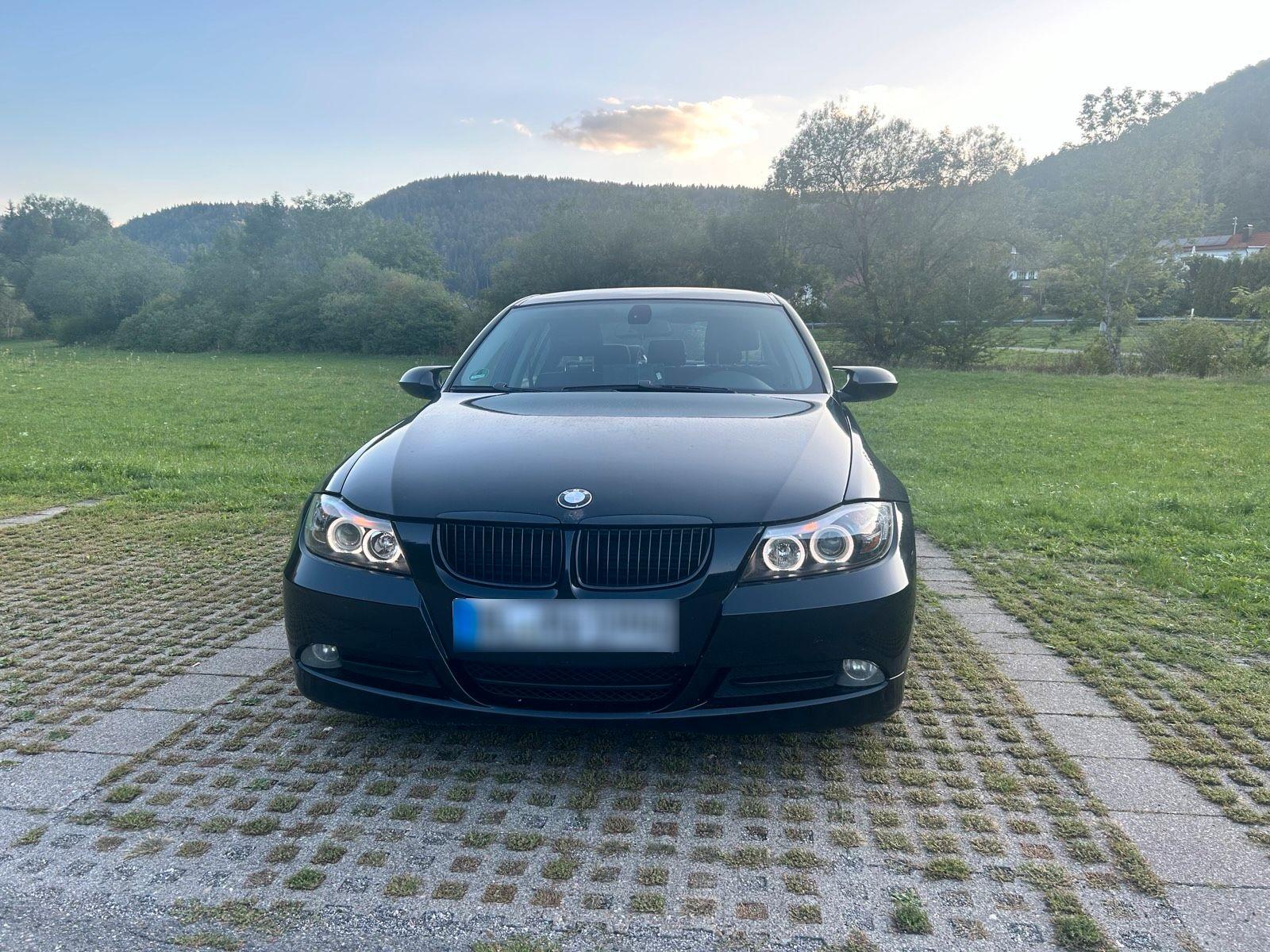 BMW 320