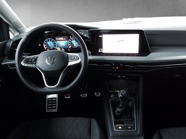 Fahrzeugabbildung Volkswagen Golf VIII TSI Move Kamera Navi LED VC