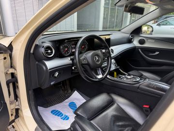 Mercedes E 200 - 7