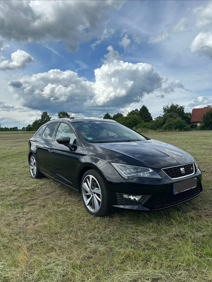 SEAT Seat Leon ST FR 150 PS DSG | Pano | LED | Sound 