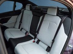 BMW M5 – 33 / 35