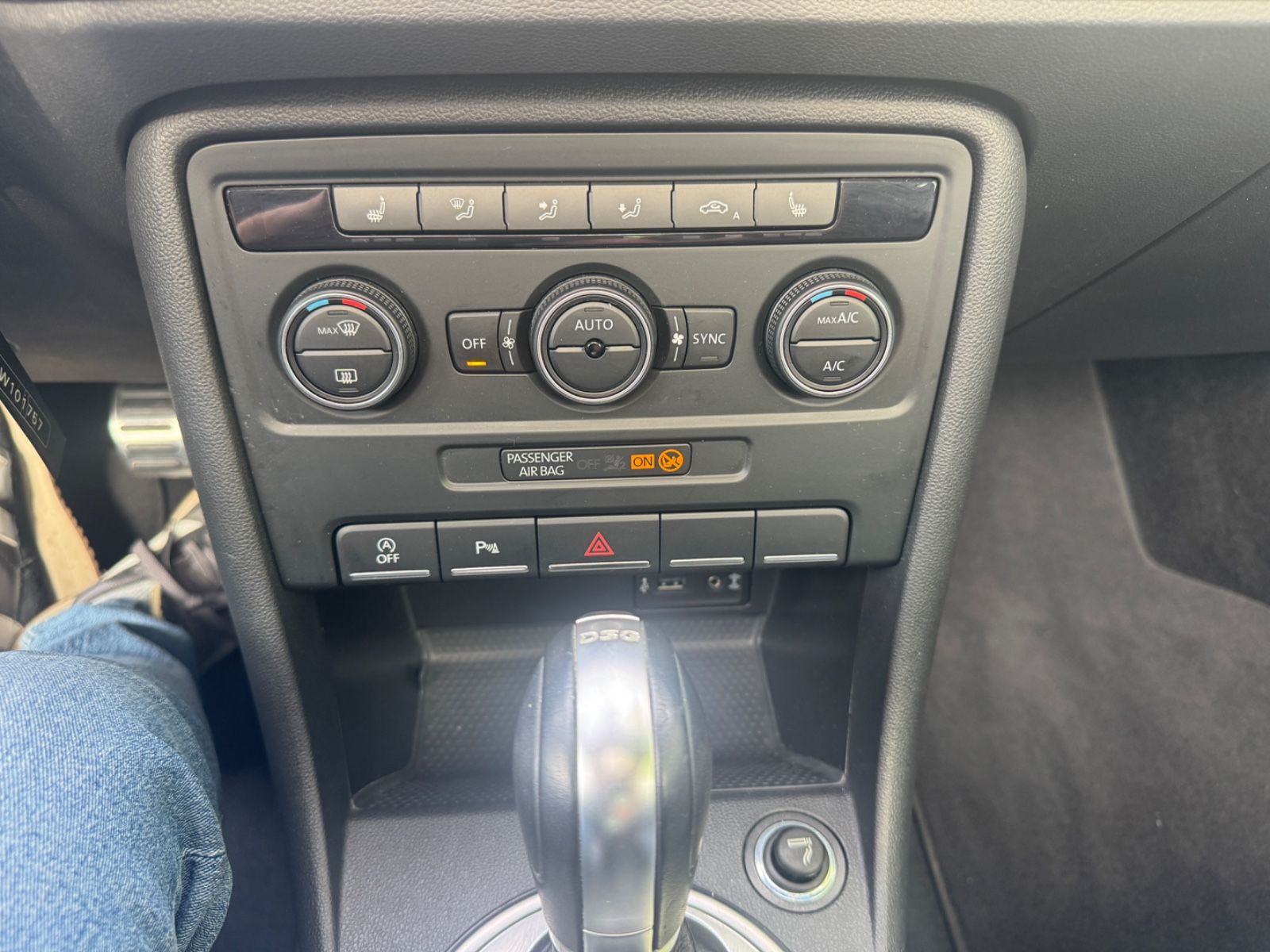 Fahrzeugabbildung Volkswagen Beetle Lim. R Line Navi+Panorama+Leder+LED