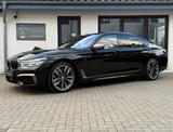 BMW M760 L i xDrive V12°Vollausstattung - BMW M760 aus 2017
