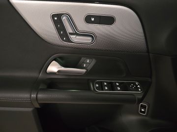 Mercedes GLB 220 - 10